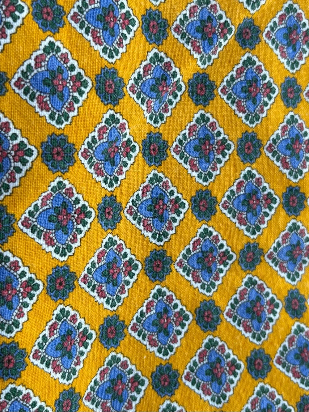 Vintage French Romanex De Boussac Yellow & Blue Fleur de Lis Tablecloth ~ Fabric